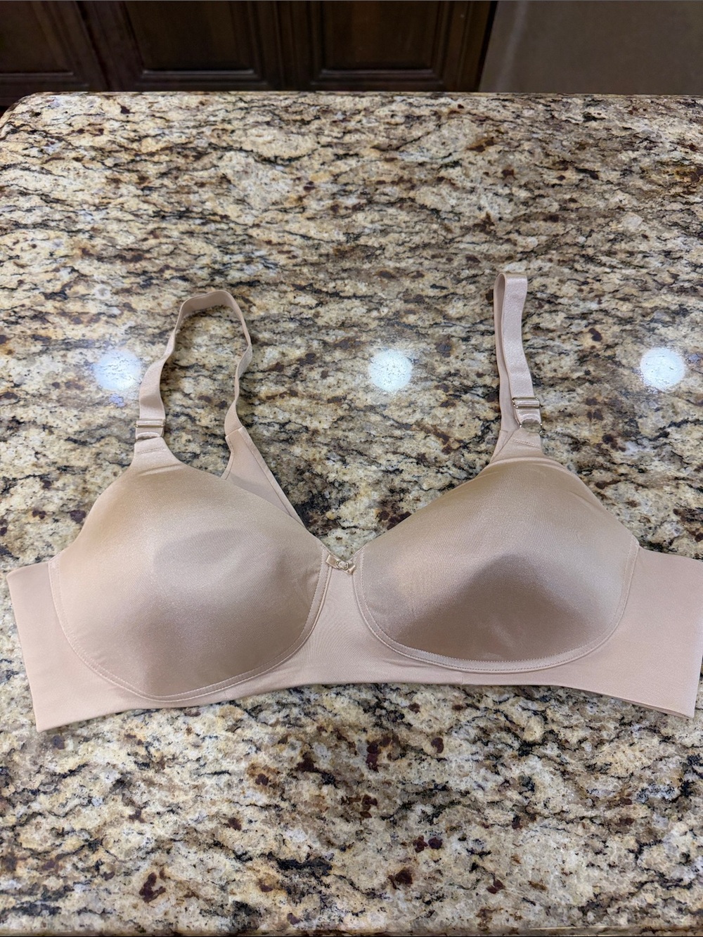 Vanity Fair Smooth Nude T-Shirt Bra - Light Beige